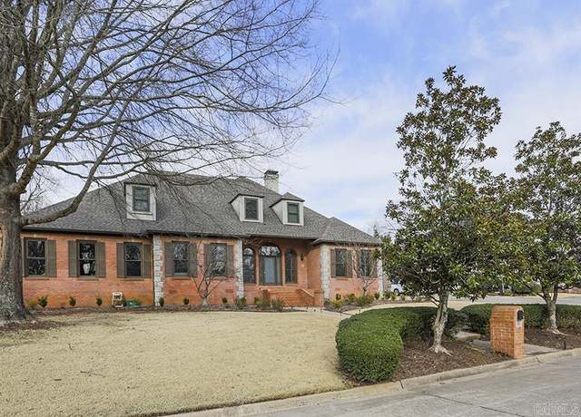 Property at 33 Bretagne Cir, Little Rock, AR 72223, 5 beds, 3.5 baths