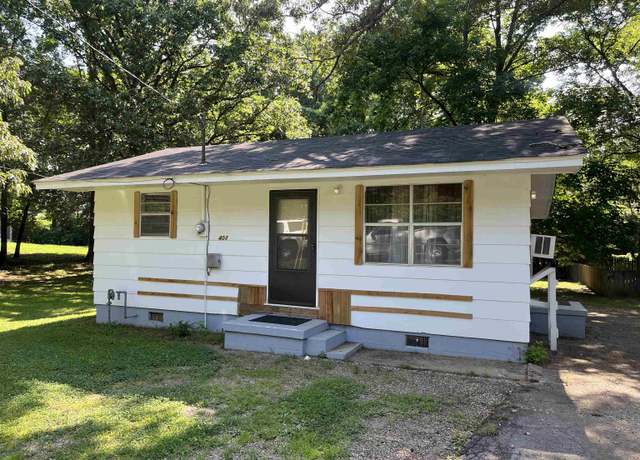 Property at 404 Rogers, Jonesboro, AR 72401, 2 beds, 1 bath