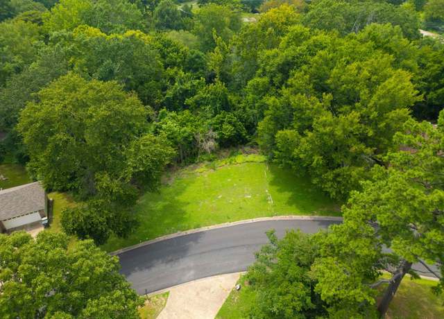 Property at 40 W Windsor Dr, Little Rock, AR 72209