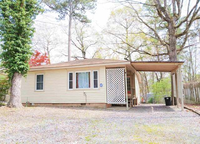 Property at 307 Ball St St, Hot Springs, AR 71913, 2 beds, 1 bath