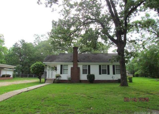 Property at 909 Pine, Crossett, AR 71635, 2 beds, 1 bath