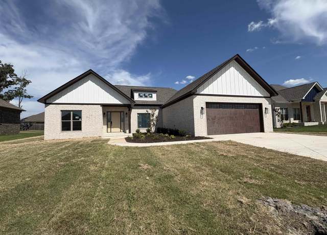Property at 1850 Pecan Creek Dr, Conway, AR 72034, 3 beds, 2 baths