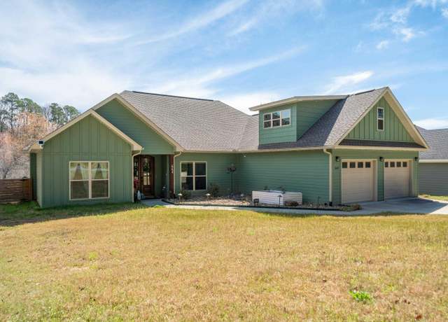 Property at 664 Hiram Dr, Bauxite, AR 72011, 3 beds, 2.5 baths