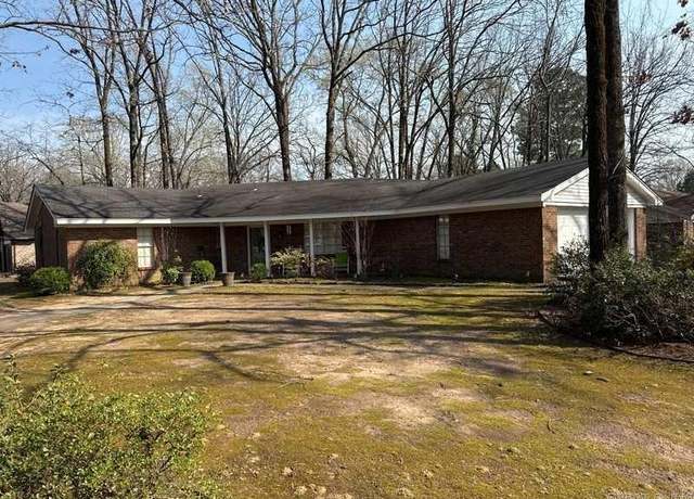 Property at 4 Sunrise Dr, Conway, AR 72034, 3 beds, 2 baths