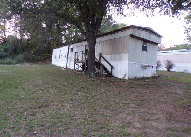 Property at 606 Alamo Dr, Mountain View, AR 72560, 2 beds, 2 baths