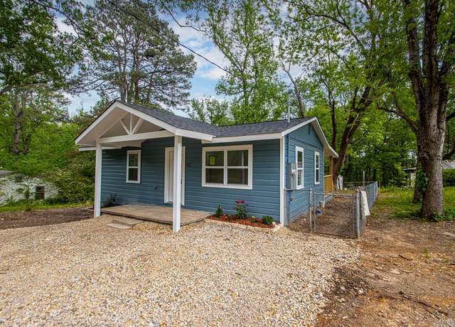 Property at 1200 Fall St, Malvern, AR 72104, 2 beds, 1 bath