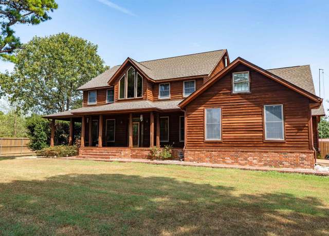 Property at 79 Plantation Dr E, Heber Springs, AR 72543, 4 beds, 2.5 baths