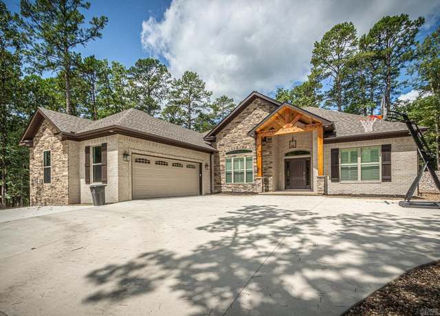 Property at 11 Campeon Cir, Hot Springs Village, AR 71909, 3 beds, 2 baths