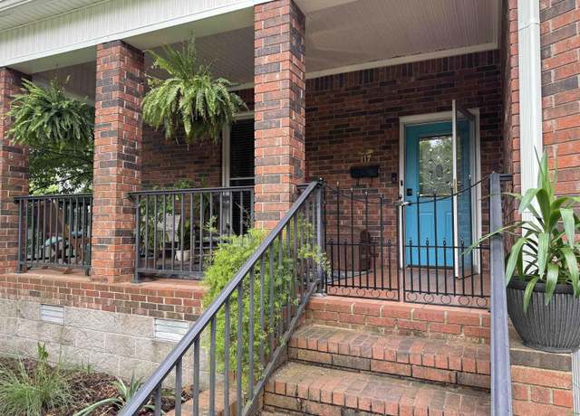 Property at 117 Rose St, Hot Springs, AR 71901, 3 beds, 3 baths