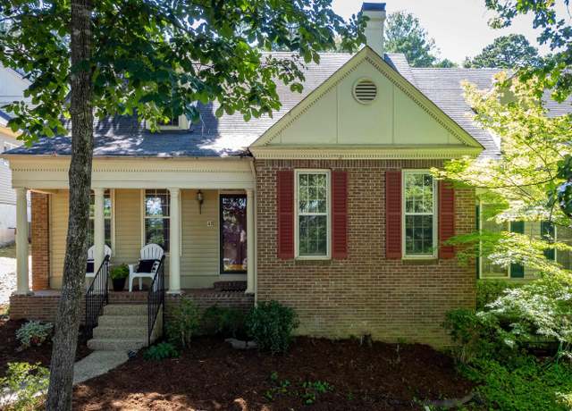 Property at 42 Windsor Ct, Little Rock, AR 72212, 3 beds, 3.5 baths