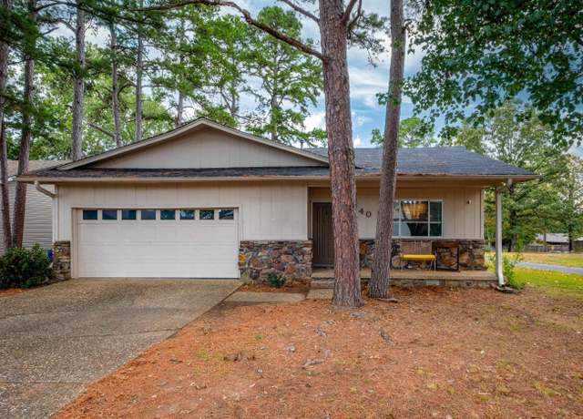 Property at 40 Prince Dr, Maumelle, AR 72113, 3 beds, 2 baths