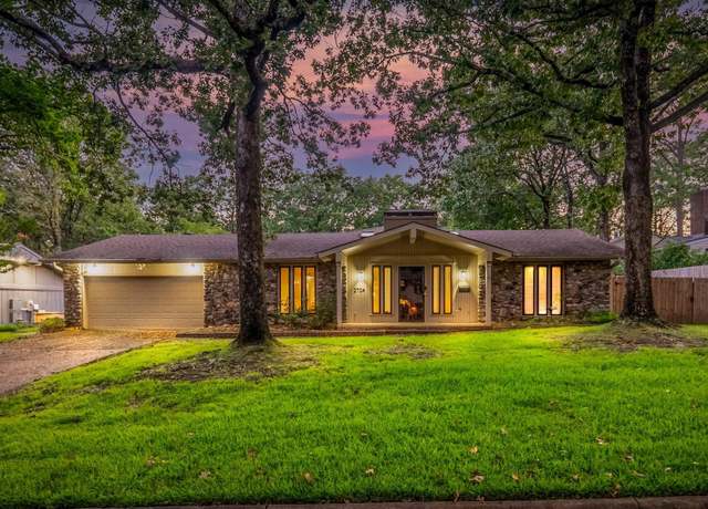 Property at 2704 Wentwood Valley Dr, Little Rock, AR 72212, 3 beds, 2.5 baths