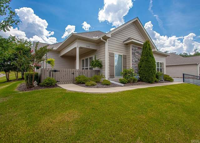 Property at 243 Mountain Terrace Cir, Maumelle, AR 72113, 3 beds, 2 baths
