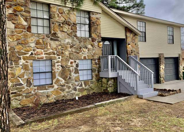 Property at 5908 Glenhaven Pl, Sherwood, AR 72120, 3 beds, 2.5 baths