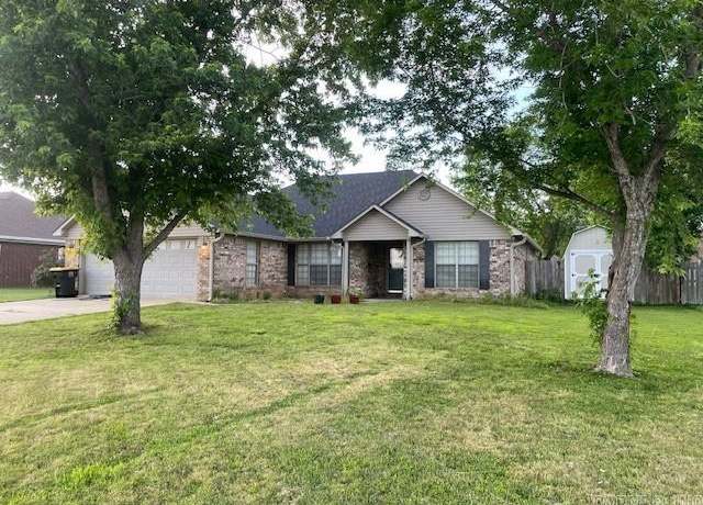 Property at 23 Dove Ln, Vilonia, AR 72173, 4 beds, 2 baths