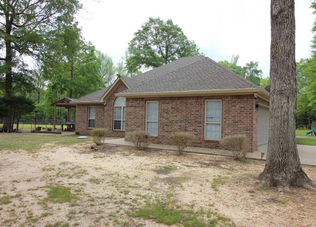 Property at 24076 Gracie Layne Ln, Bauxite, AR 72011, 3 beds, 2 baths