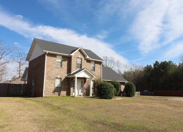 Property at 1715 Pleasant Pointe Cir, Bryant, AR 72022, 4 beds, 2.5 baths