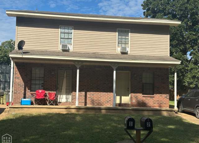 Property at 703 Stratford, Jonesboro, AR 72401, 4 beds, 4 baths