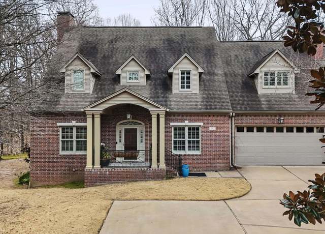 Property at 24 Creekwood Cv #24, North Little Rock, AR 72116, 3 beds, 4 baths