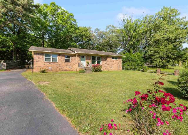 Property at 2318 W Lakeview, Benton, AR 72015, 3 beds, 2 baths