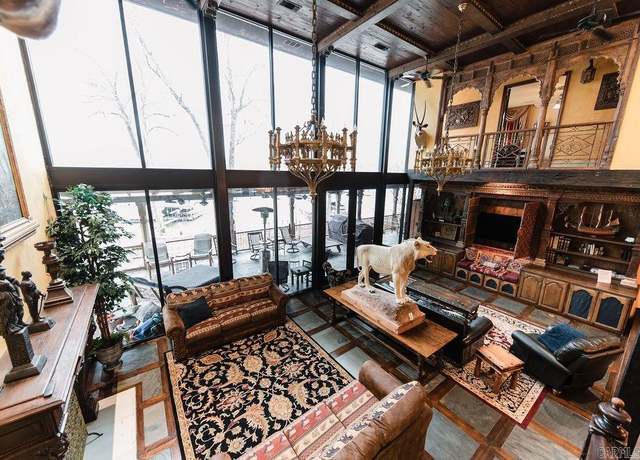 Property at 201 Lazy Ln, AR 71913, 6 beds, 4.5 baths