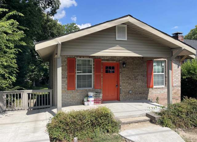 Property at 2817 Center St, Little Rock, AR 72206, 3 beds, 2 baths