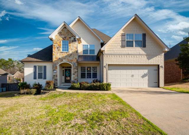 Property at 214 Commentry Ln, Little Rock, AR 72223, 4 beds, 2.5 baths