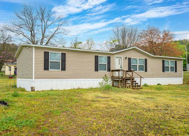 Property at 201 6th St, Coal Hill, AR 72832, 3 beds, 2 baths