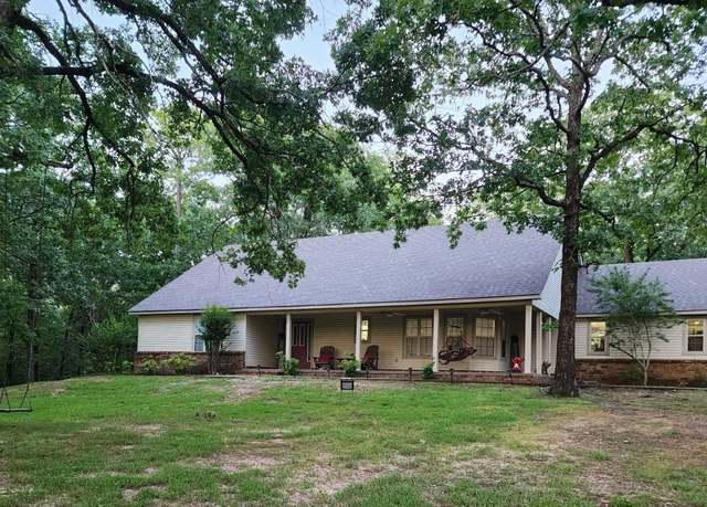 Property at 70 North Dr, Conway, AR, 4 beds, 2 baths