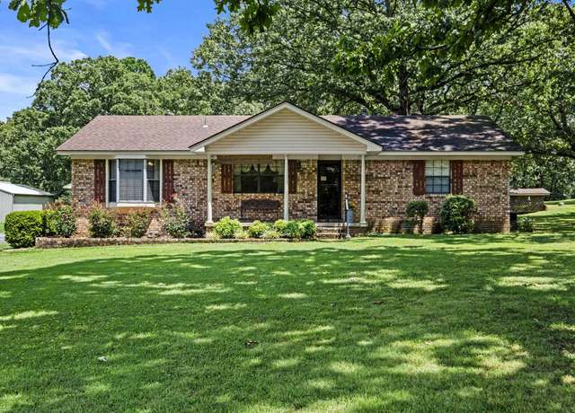 Property at 128 N Vly, Searcy, AR 72143, 3 beds, 2 baths