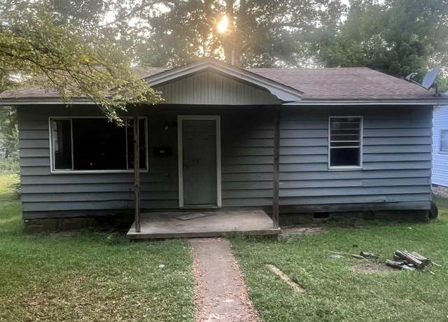 Property at 720 25th St, Batesville, AR 72501, 2 beds, 1 bath