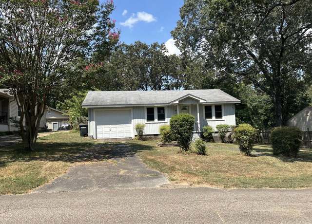 Property at 201 Delmont Ave, Sherwood, AR 72120, 2 beds, 1.5 baths