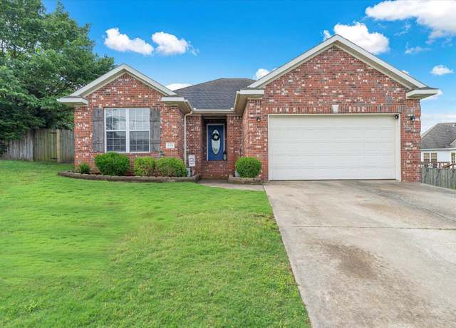 Property at 2105 Quarry Cv, Jonesboro, AR 72404, 3 beds, 2 baths