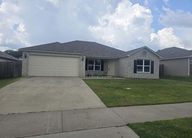 Property at 6 Diamanitina Way, Little Rock, AR 72204, 4 beds, 2 baths