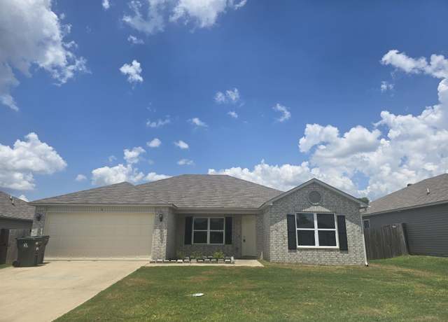 Property at 6 Diamanitina Way, Little Rock, AR 72204, 4 beds, 2 baths