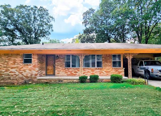 Property at 1708 Crestwood, North Little Rock, AR 72116, 3 beds, 2 baths
