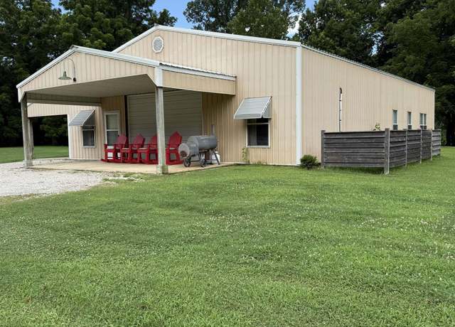 Property at 2617 Shipps Dr, Norfork, AR 72658, 3 beds, 2 baths