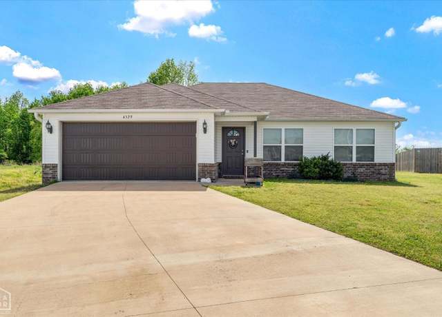 Property at 4529 Willow Pointe Dr, Jonesboro, AR 72450, 3 beds, 2 baths
