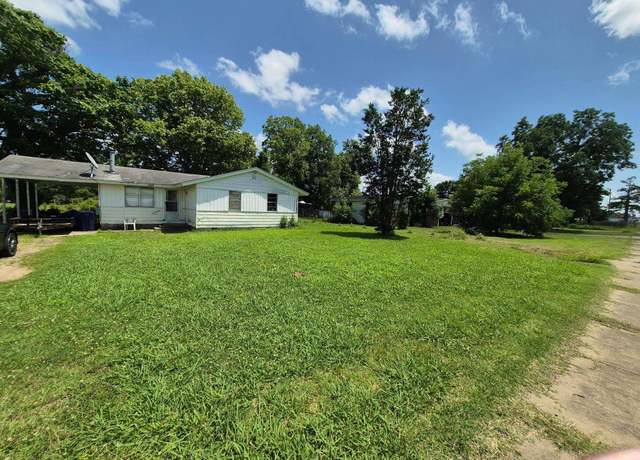 Property at 2328 N Main St, Brinkley, AR 72021, 3 beds, 1 bath
