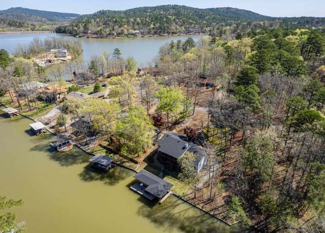 Property at 40 Arjona Way, Hot Springs Village, AR 71909, 3 beds, 2.5 baths