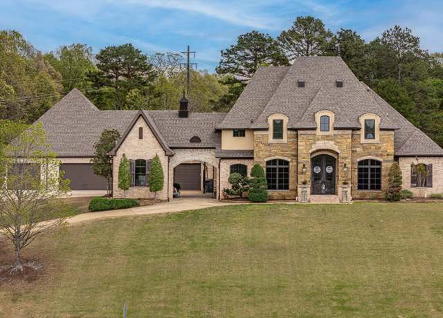Property at 4208 Nobhill Cir, Jonesboro, AR 72404, 6 beds, 6 baths