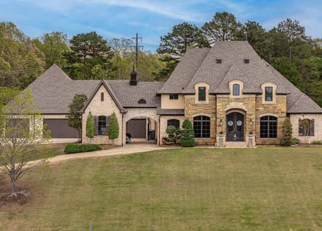Property at 4208 Nobhill Cir, Jonesboro, AR 72404, 6 beds, 6 baths