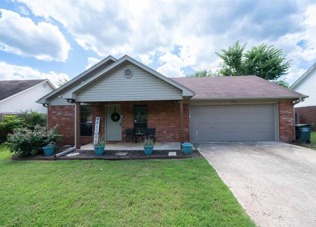 Property at 2145 Krystal Kreek Dr, Conway, AR 72032, 3 beds, 2 baths
