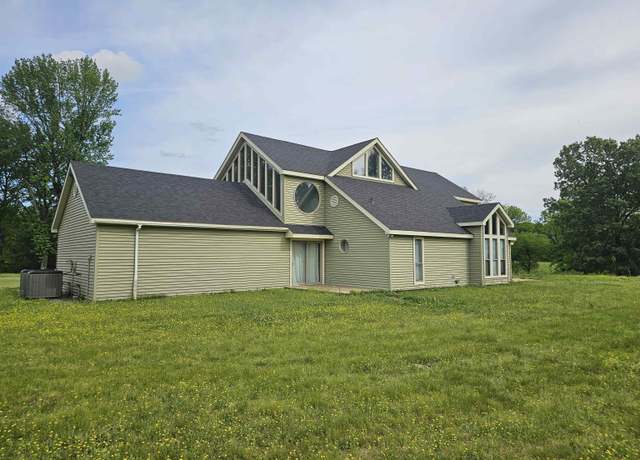 Property at 161 Funderburg Rd, Mineral Sprs., AR 71851, 3 beds, 3.5 baths