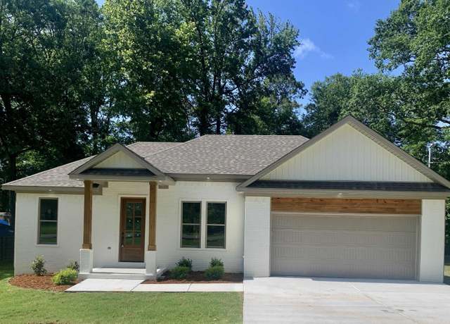 Property at 12409 Styles Rd, Bauxite, AR 72011, 3 beds, 2 baths