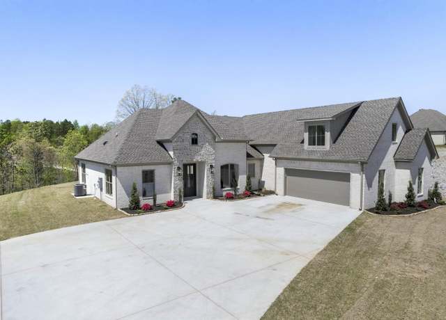 Property at 653 Glenwood Springs Dr, Little Rock, AR 72210, 4 beds, 3.5 baths