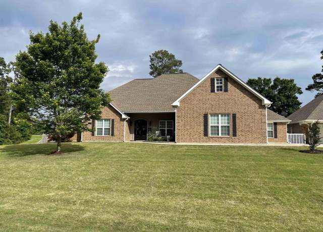 Property at 476 Augusta Dr, El Dorado, AR 71730, 5 beds, 3 baths