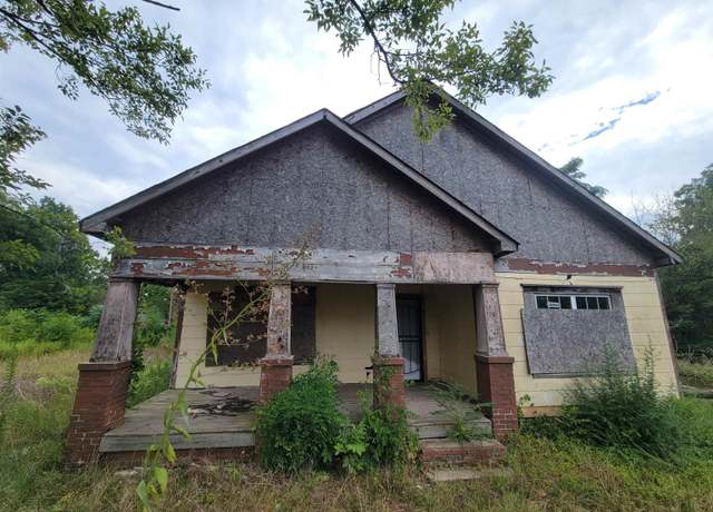 Property at 2723 Cumberland St, Little Rock, AR 72206, 3 beds, 1 bath