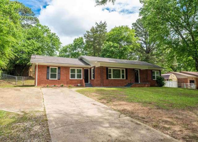 Property at 107 Lakeside Rd, Hot Springs, AR 71901, 3 beds, 2 baths