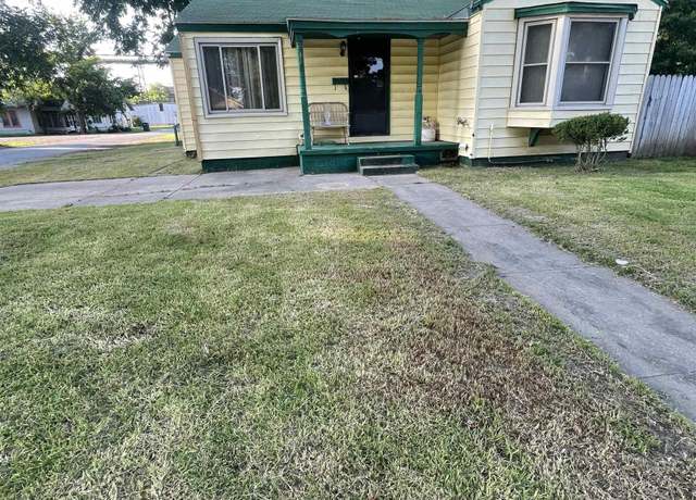 Property at 1101 E 6th Ave, Pine Bluff, AR 71601, 2 beds, 2 baths